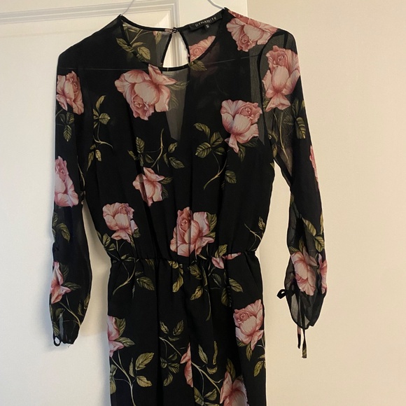 Small Dynamite Romper - Picture 2 of 3